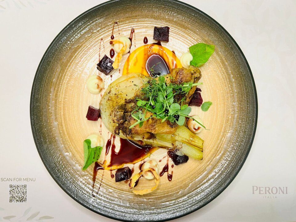 Pulpă de iepure cu fenicul.